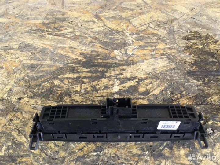 Кнопка аварийной остановки Peugeot 408 седан 1