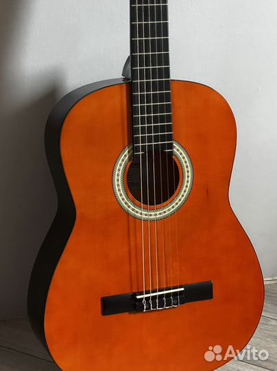 Гитара классическая