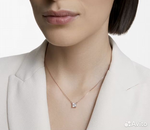 Набор украшений Swarovski attract