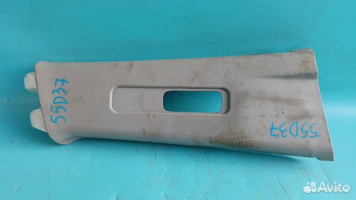 Накладка средней стойки для Mazda 3 2003-2009