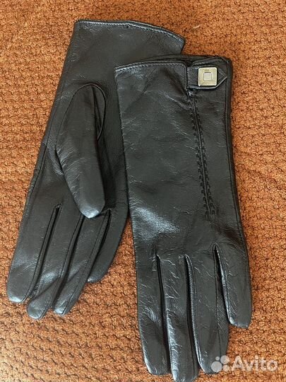 Перчатки женские кожаные новые, оптом по 220 отдам