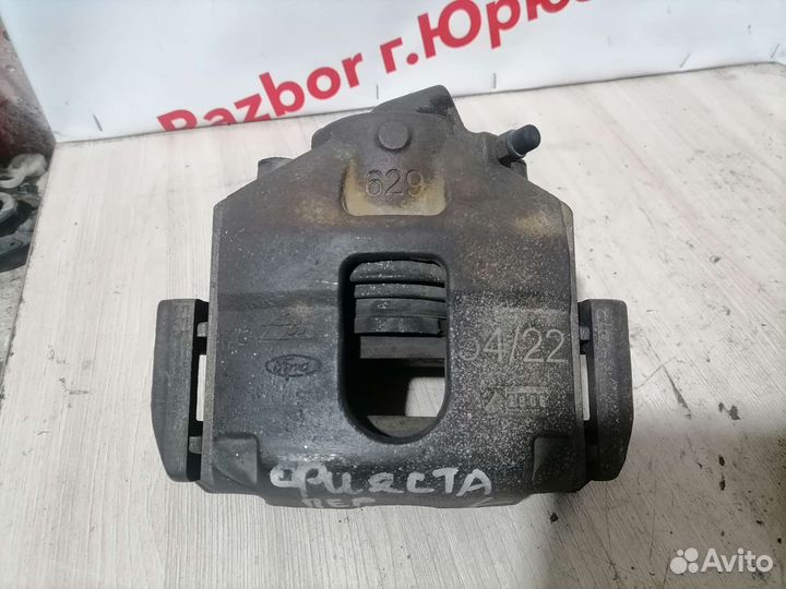 Суппорт передний Ford Fiesta 01-09 г.в
