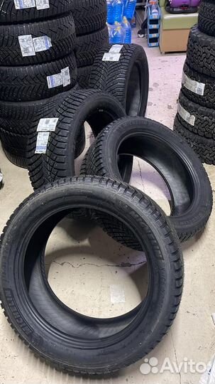 Michelin X-Ice North 4 SUV 255/45 R21 106H