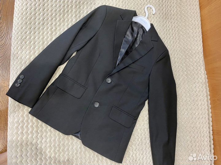 Пиджак для мальчика 140