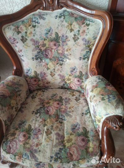 Диван и 2 кресла