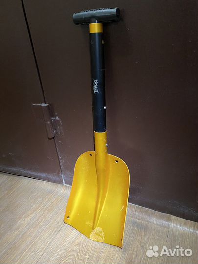 Лопата лавинная track