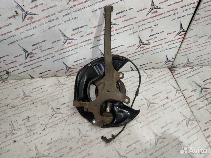 Кулак передний левый Mercedes W210 2wd