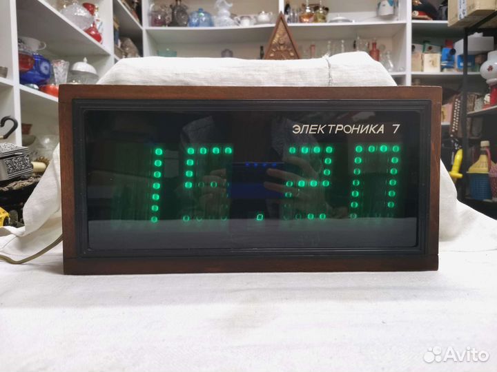 Часы настольные Электроника 7 СССР Большие
