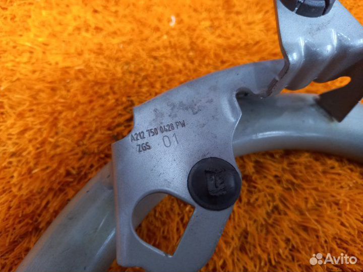 Петля багажника Mercedes-Benz E-Class W212 642.850