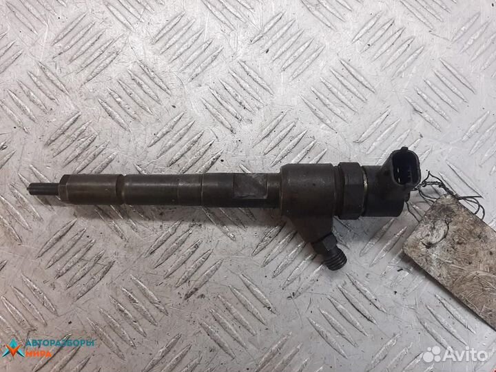 Форсунка Opel Combo 3 (C) рест. 2005 93183910