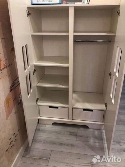 Шкаф в детскую