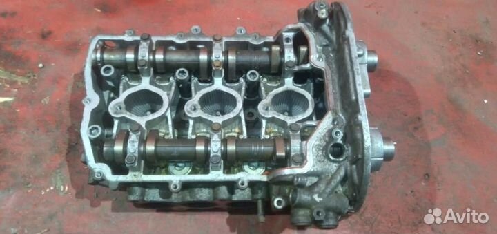 Субару Трибека Б9 головка блока правая 002 v36r