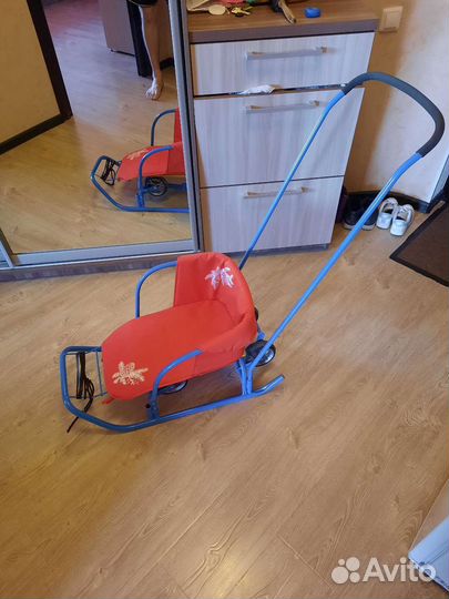 Детские санки на колесах