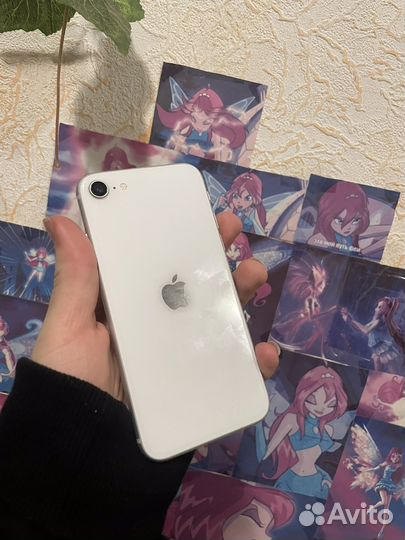 iPhone SE, 128 ГБ