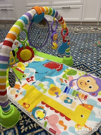Развивающий коврик fisher price