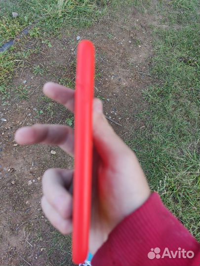 Мобильные телефоны бу iPhone 7