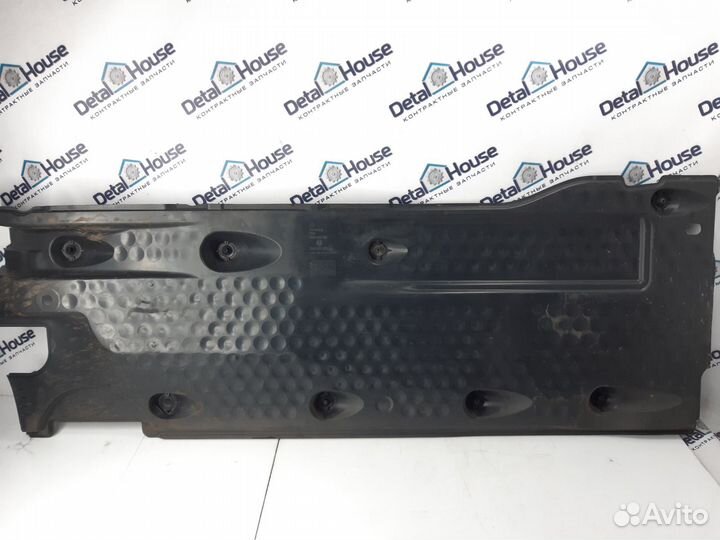 Защита днища правая Volkswagen Tiguan