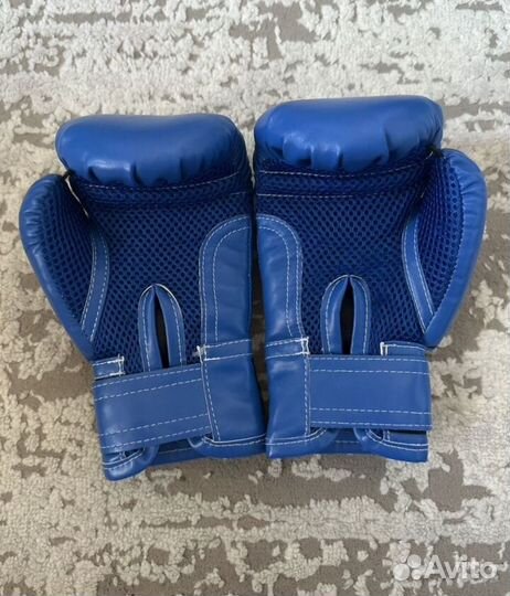 Боксерские перчатки 6 oz
