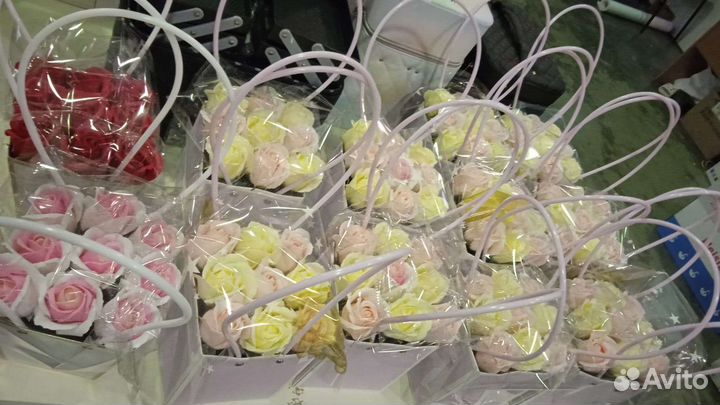 Подарочный набор мыльных роз