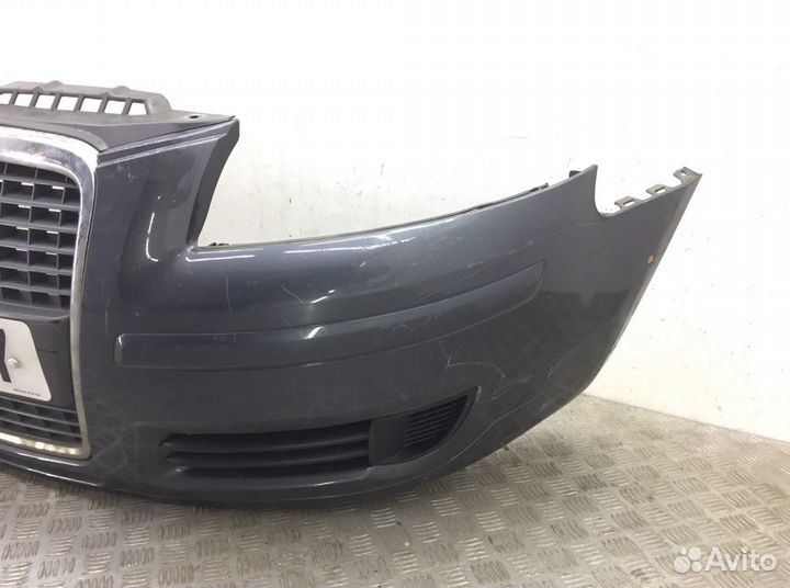 Бампер передний Audi A3 8P 1.6 I 2005