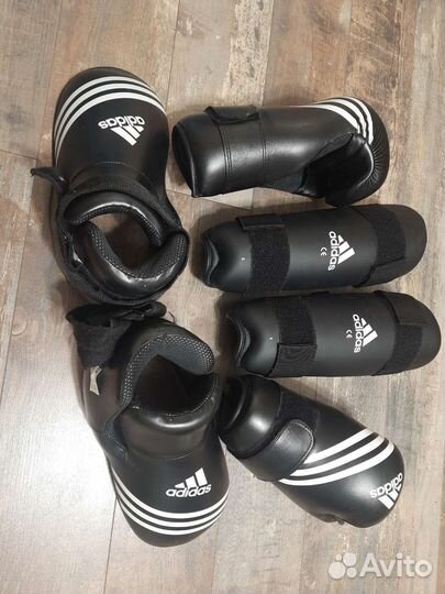 Комплект снаряжения для единоборств