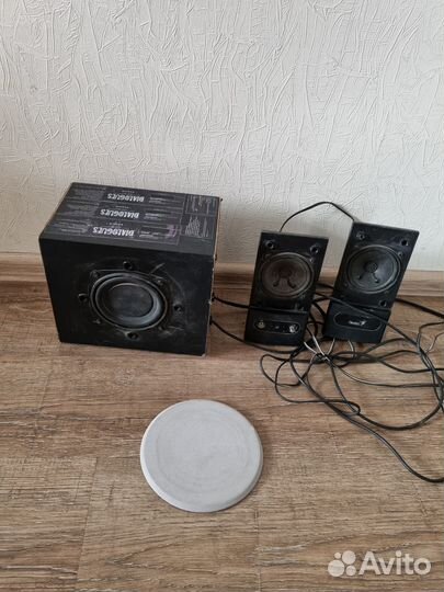 Компьютерные колонки 2.1