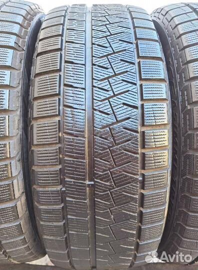 Pirelli Ice Asimmetrico 225/45 R18 95Q
