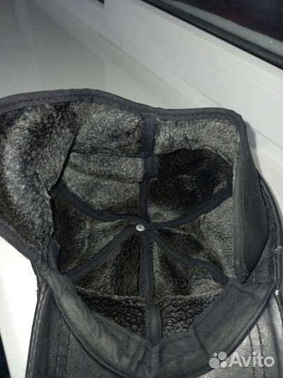 Мужская кожаная кепка