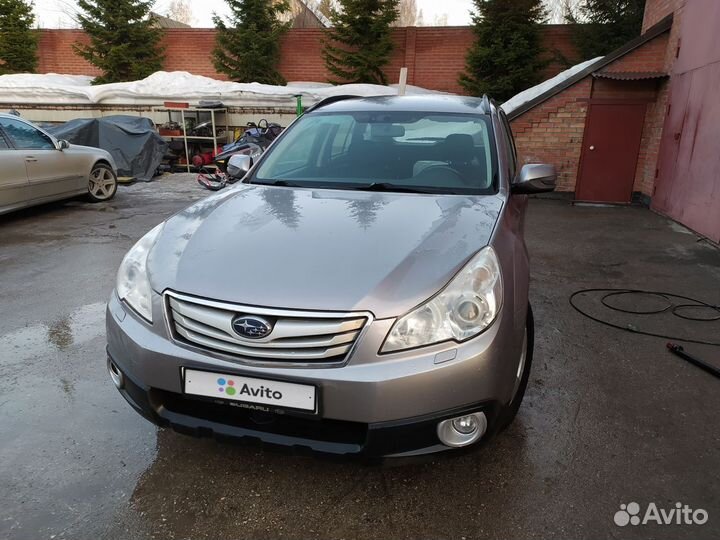 Subaru Outback 2.5 CVT, 2011, 168 000 км