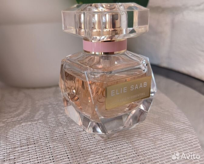 Elie saab le parfum essential