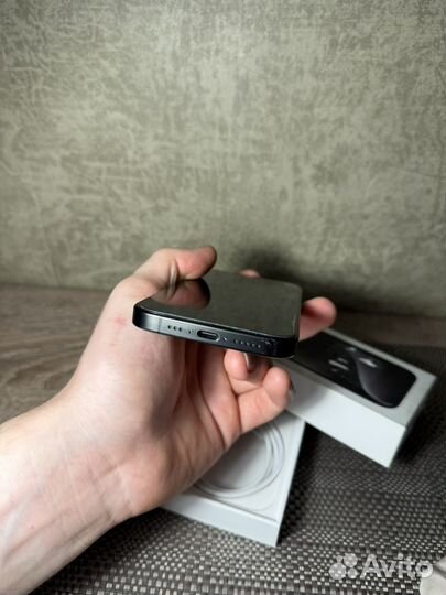 iPhone 15 Pro, 512 ГБ