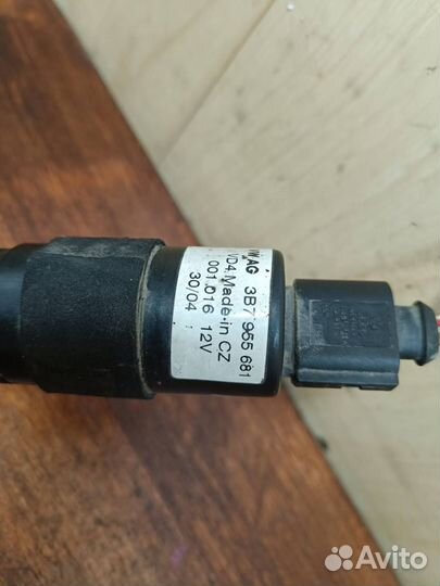 Насос омывателя Audi A6 C6 (ящик 08)