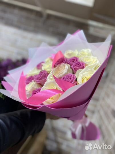 Букет из 19 Роза