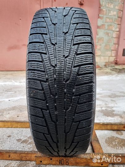 Nokian Tyres Hakkapeliitta R 215/65 R16 102R