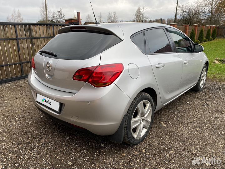 Opel Astra 1.6 МТ, 2011, 173 435 км