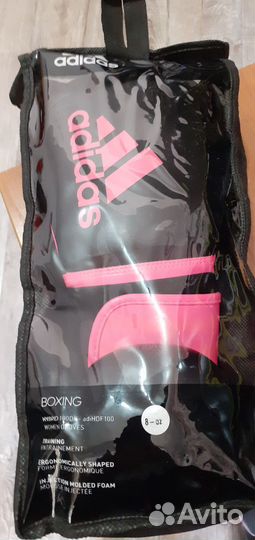 Боксерские перчатки женские 8 oz почти новые