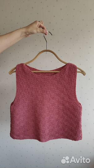 Вязаный топ-жилет