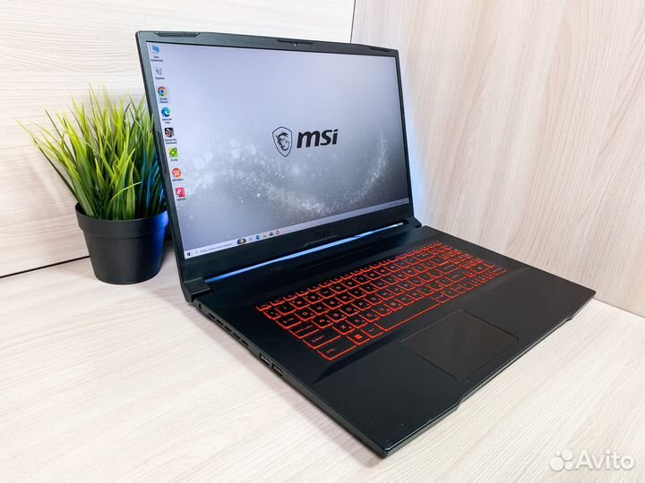 Игровой ноутбук MSI 17.3