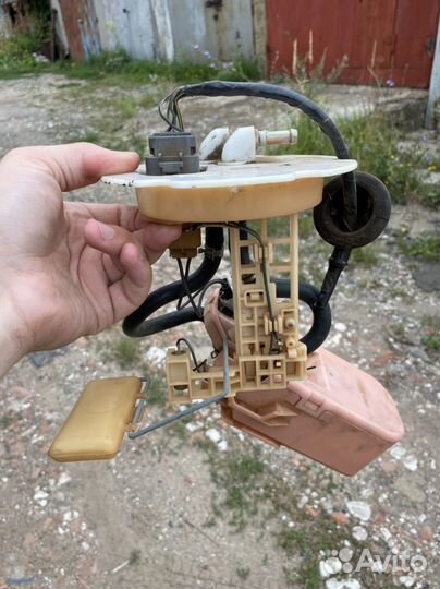 Бензонасос Nissan Almera N15