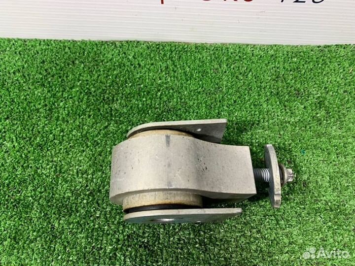 Опора Mercedes-Benz C-180 W204 M271.820 2011