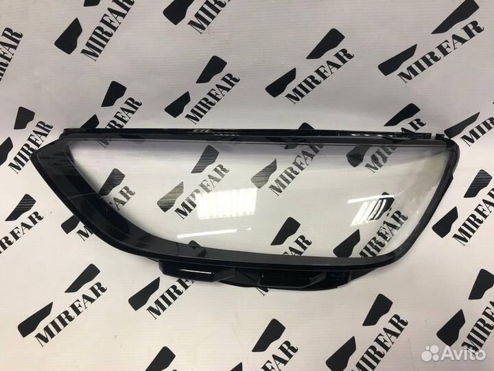 Левое стекло фары Audi A4 B9 2019-н.в. Рестайлинг