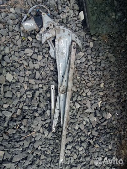 Стеклоподъёмник водительский Honda CR-V 1