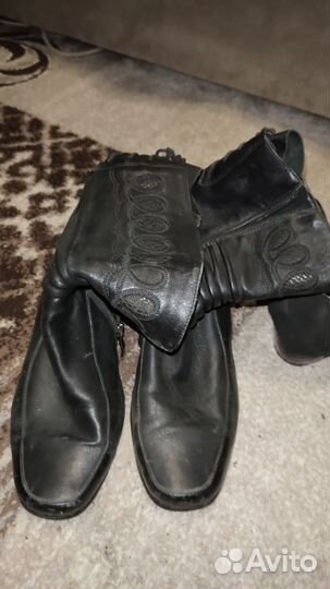 Сапожки женские