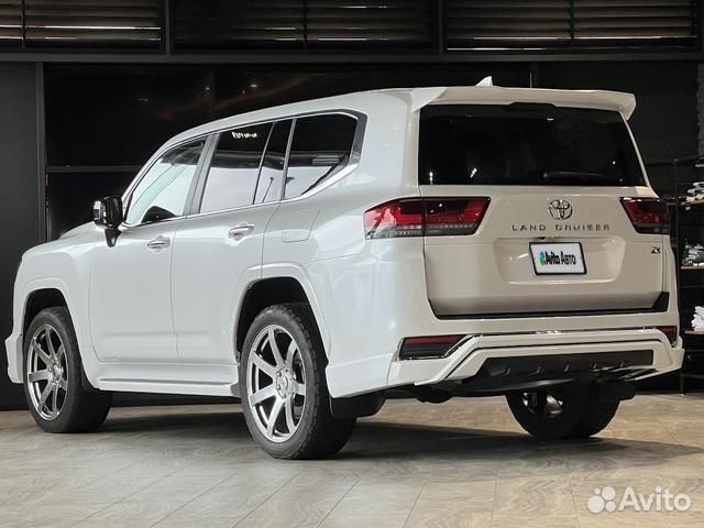 Toyota Land Cruiser 3.3 AT, 2022, 3 000 км