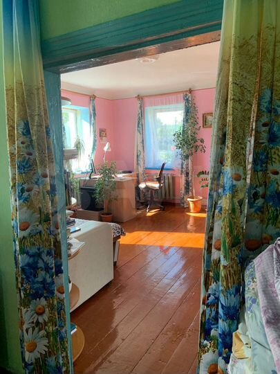 Дом 49 м² на участке 11 сот.