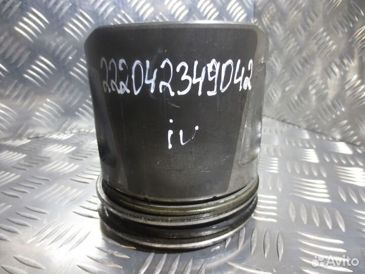 Поршень Iveco 504373839