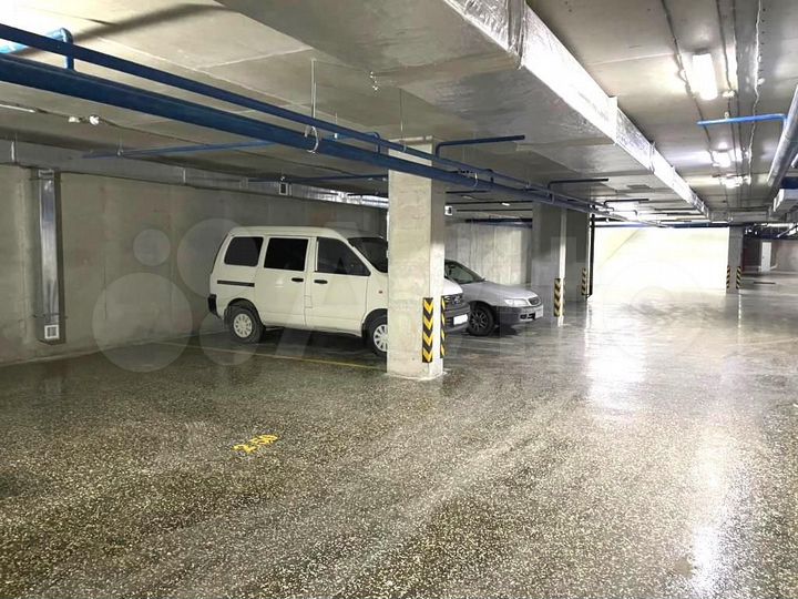 Машиноместо, 16 м²