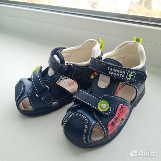 Сандалии детские для мальчиков 20