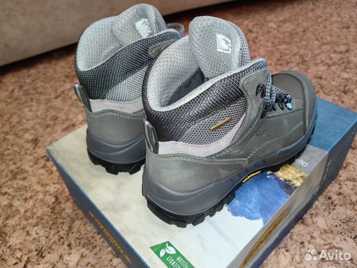 Ботинки женские трекинговые 37