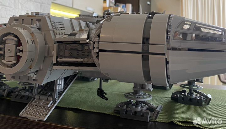 Lego millenium falcon 75192